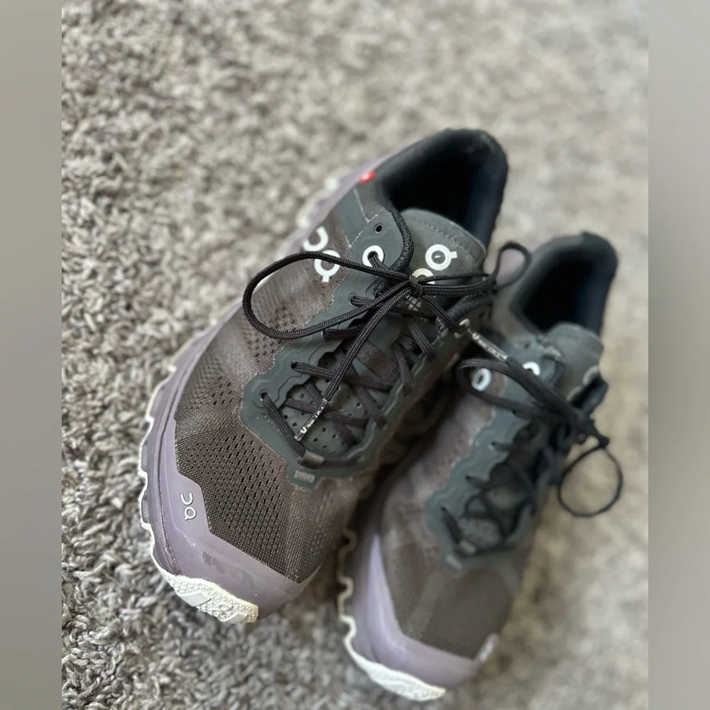 Women’s OnCloud Cloudventure Running Shoe Size W6 - Picture 2 of 15